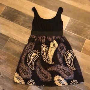 Black and gold holiday dress